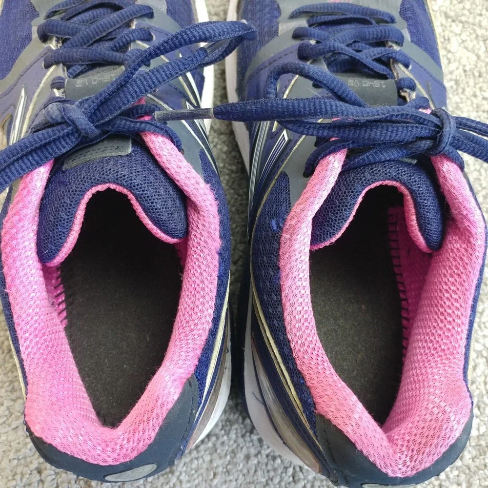 New Balance brand new